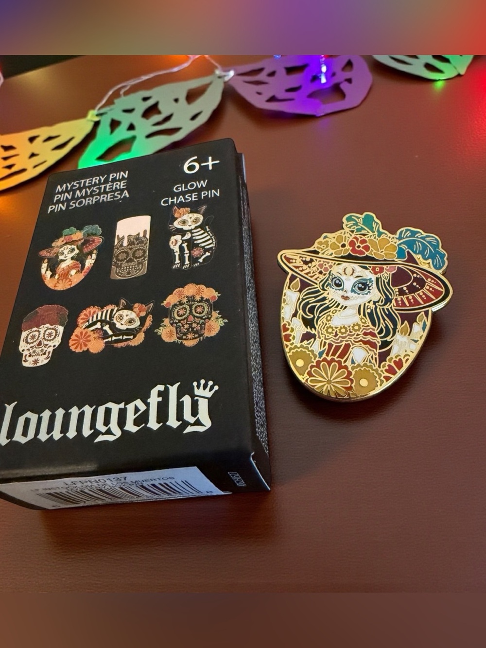 Loungefly - Dia De Los Muertos - Day of The Dead Sugar Skull Pin Woman NWT